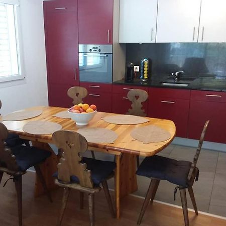 Ferienwohnung "Andre Und Mariana" In Taesch, Wallis, Schweiz Exteriör bild